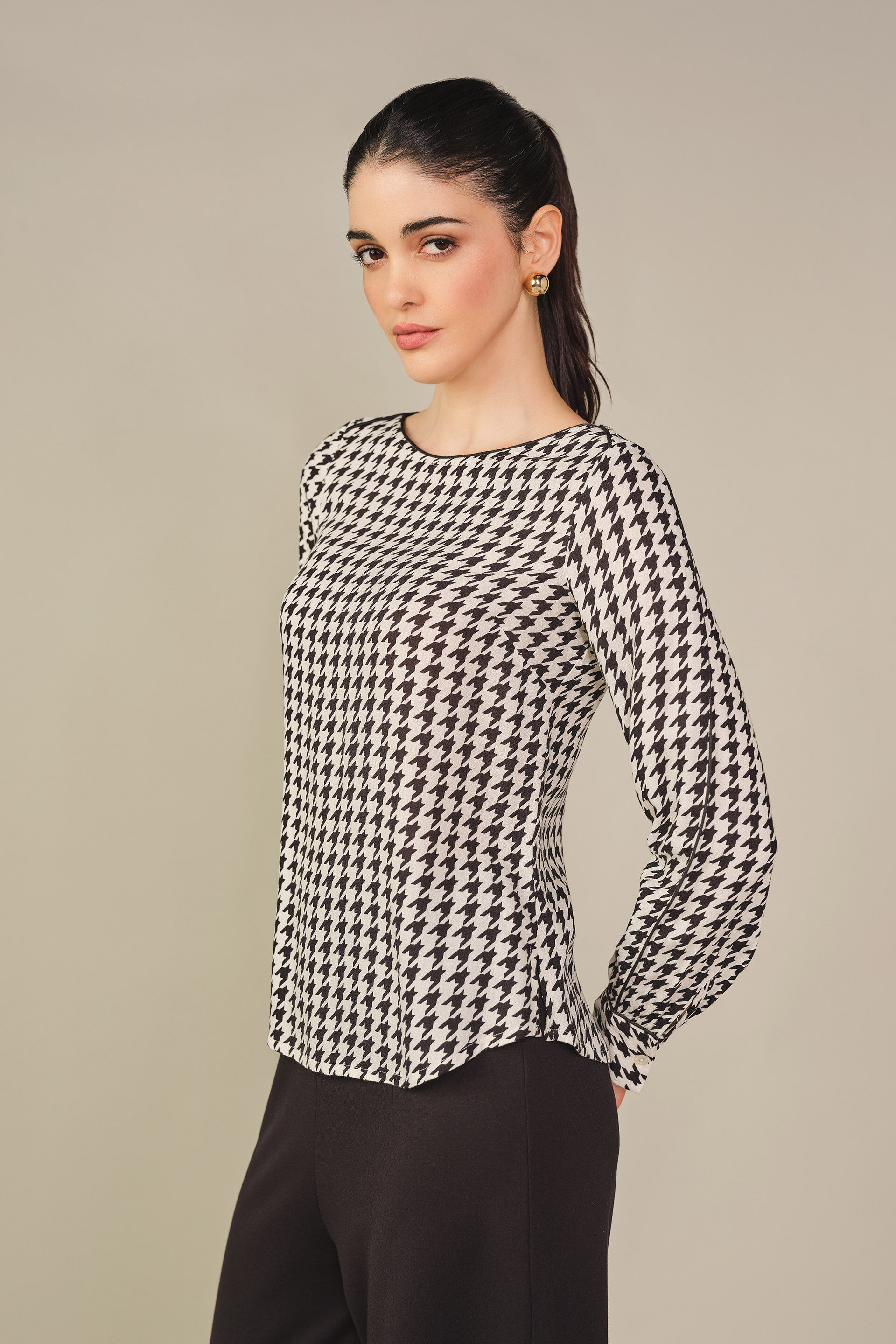 Houndstooth Print Lantern Sleeves Top in Black, White, image 5